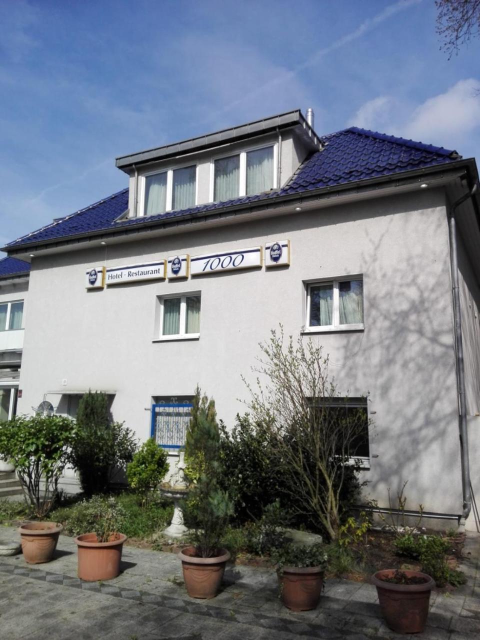 Hotel Restaurant 1000 Köln Exterior foto